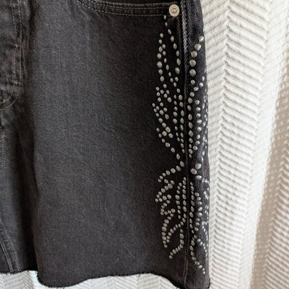 Levi’s High Rise Studded Black Jean Skirt size 25 Western Grunge Streetwear - Picture 4 of 11
